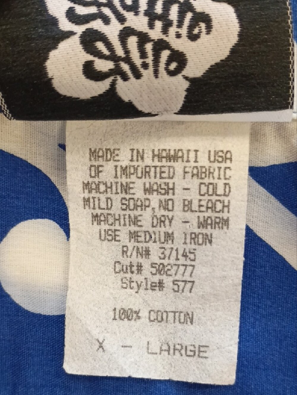 Halo Hottie Hawaiian Shirt Blue White Floral Hibiscus Camp Top Size XL - Picture 8 of 8